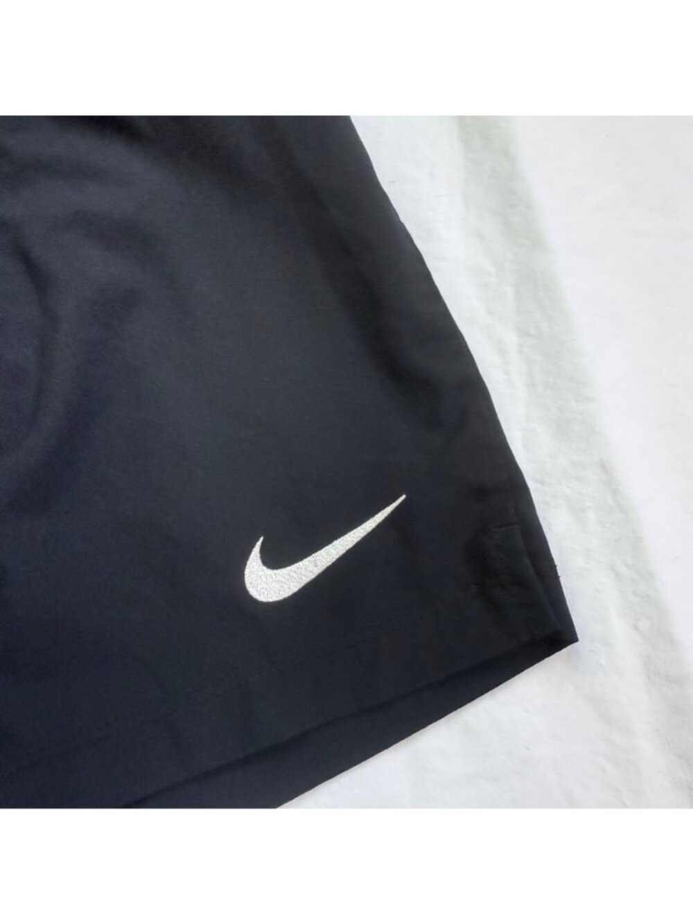 Nike Dri-FIT Boys Black Woven Athletic Shorts Elastic Waist Size M - Picture 2 of 5